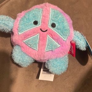 RETRO BUM BUMZ PEACE SIGN PLUSHIE 4.5 INCH